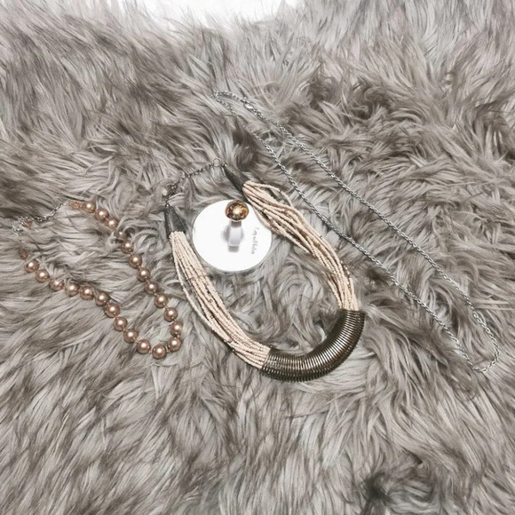 Set of 3 Necklaces - Picture 1 of 4